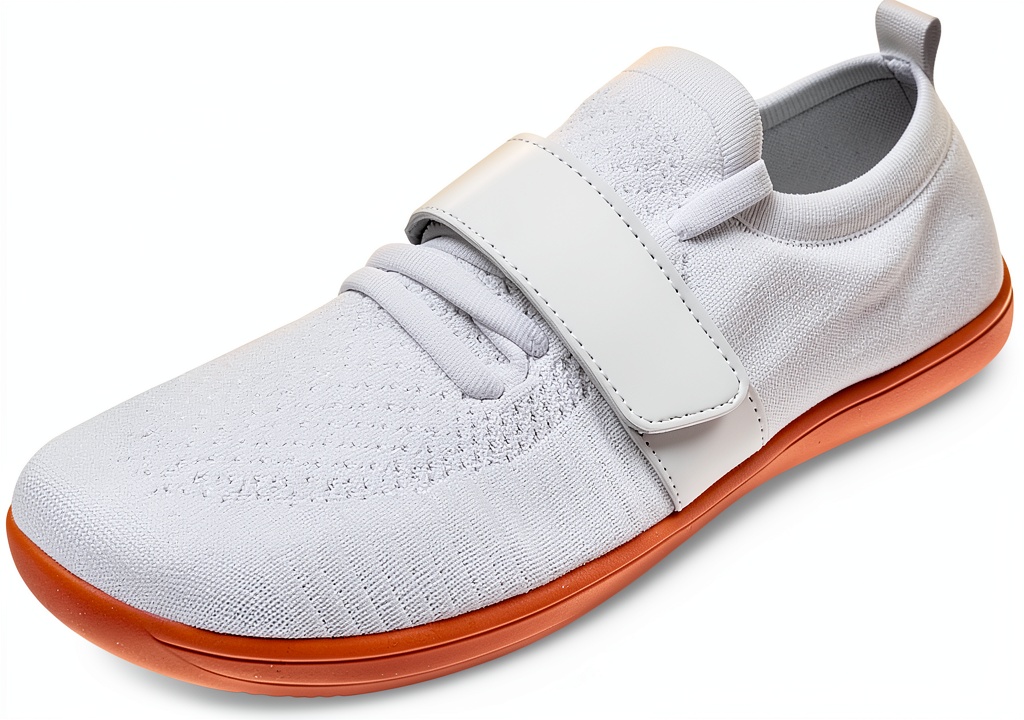 Chaussures Generisch femme en toile blanche portées en extérieur
